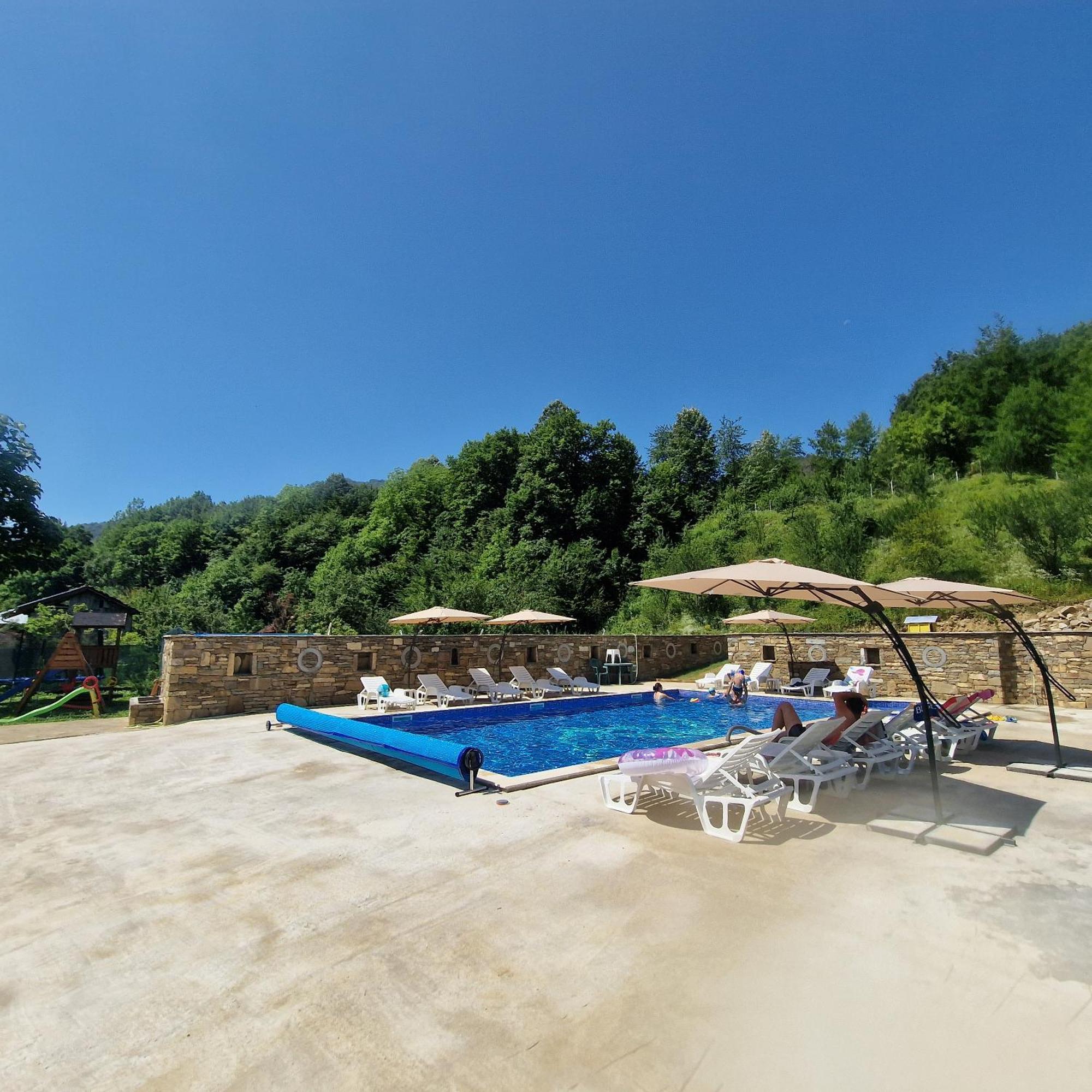 Guest House Ivan Cherni Osum ภายนอก รูปภาพ