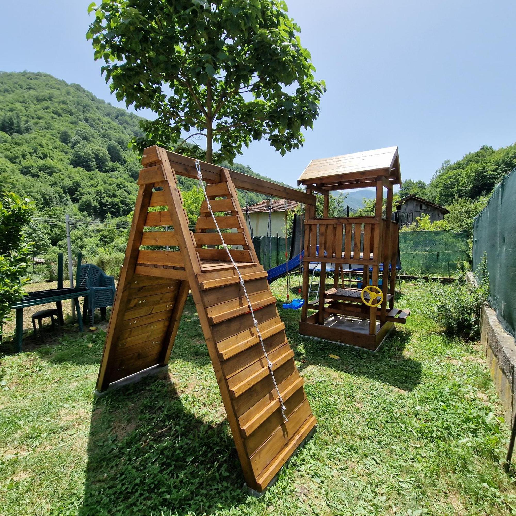 Guest House Ivan Cherni Osum ภายนอก รูปภาพ