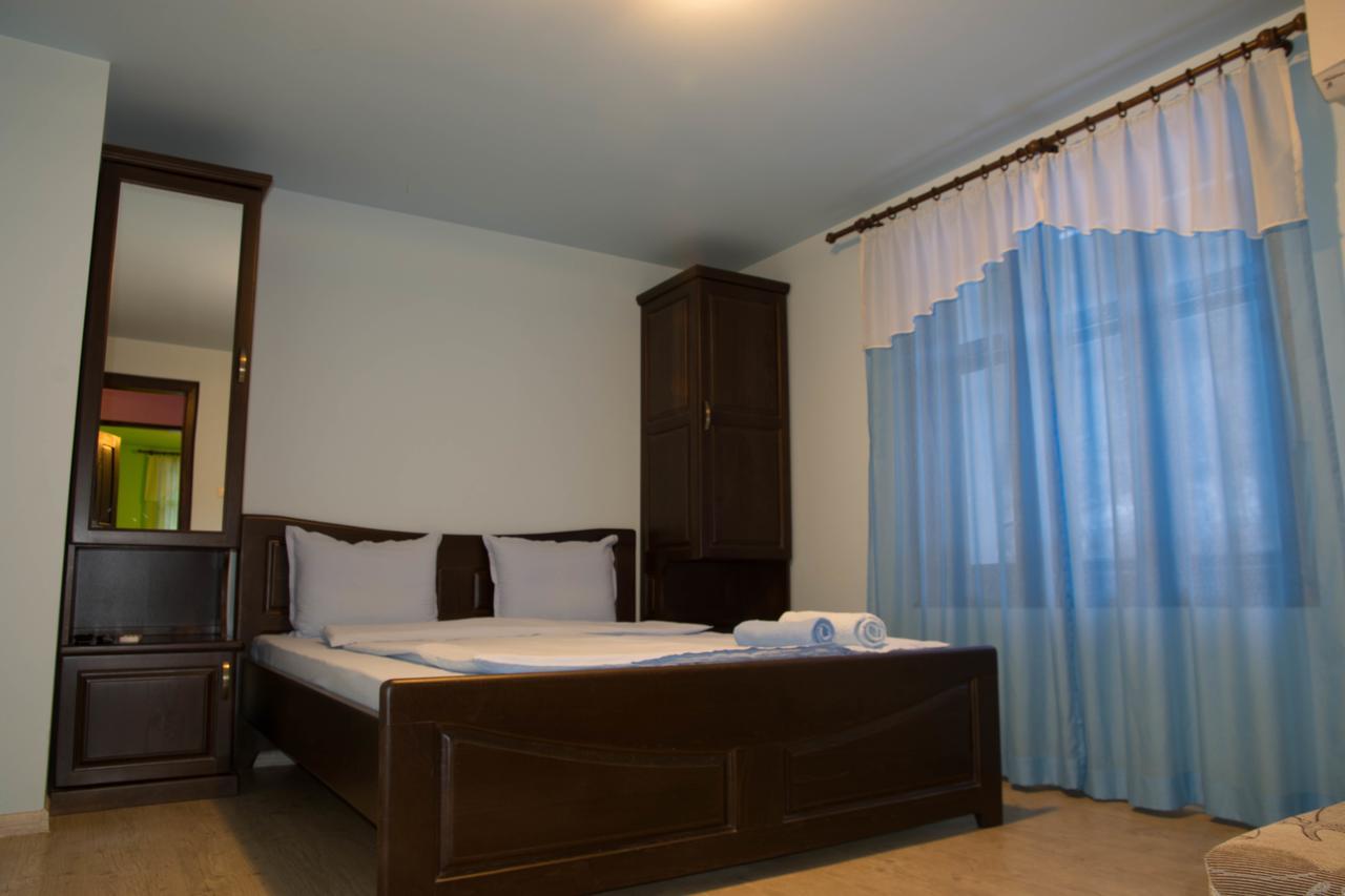 Guest House Ivan Cherni Osum ภายนอก รูปภาพ